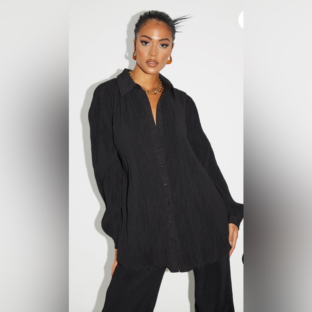 Pretty Little Thing - Oversized Plisse Black Women's Button Up Top